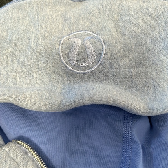 Lululemon light blue scuba hoodie sz 4 - Picture 3 of 7